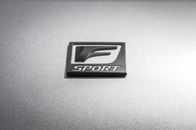 Used 2019 Lexus ES 350 F Sport w/ Accessory Package 2 FWD image 16