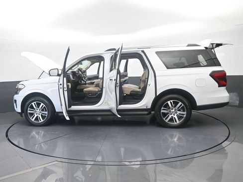 Used 2024 Ford Expedition Max Limited RWD image 37