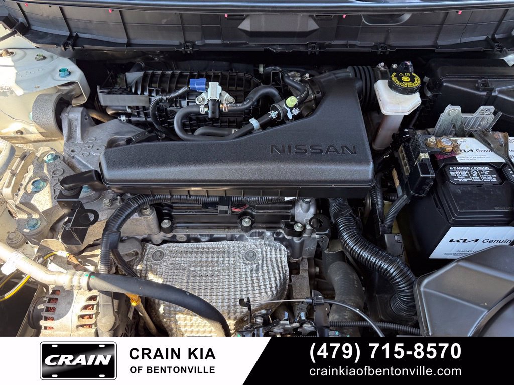 Used 2017 Nissan Rogue SV w/ SV Premium Package FWD image 33