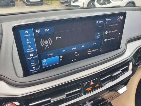 Certified 2025 Acura MDX w/ Technology Package FWD image 30