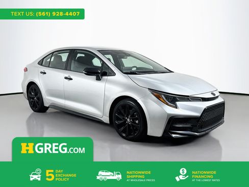 Used 2022 Toyota Corolla SE FWD image 1