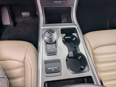 Used 2022 Ford Edge SEL w/ Convenience Package image 24