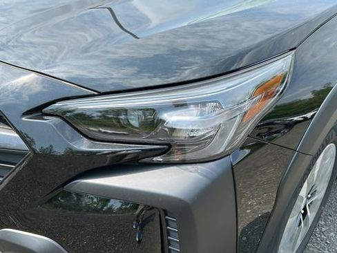 New 2025 Subaru Outback Limited w/ Popular Package #2 image 4