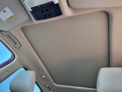 New 2026 Nissan Rogue SV image 9