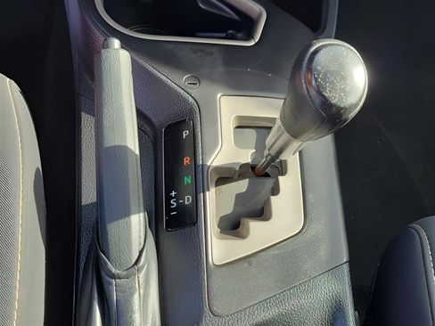 Used 2018 Toyota RAV4 XLE w/ Plus Extra Value Package FWD image 23