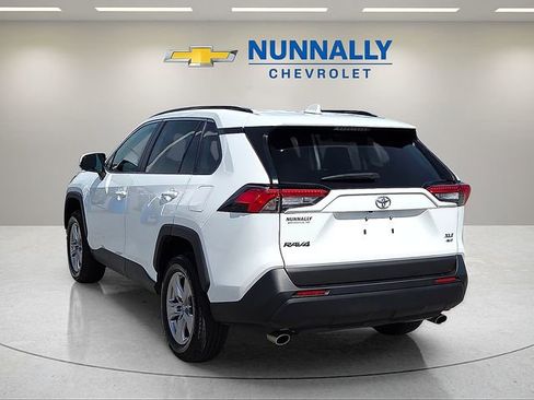 Used 2025 Toyota RAV4 XLE AWD/4WD image 3
