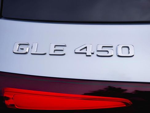 New 2025 Mercedes-Benz GLE 450 4MATIC image 19