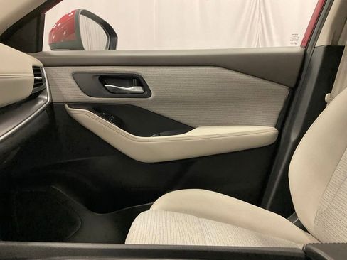 Used 2023 Nissan Rogue SV AWD/4WD image 21