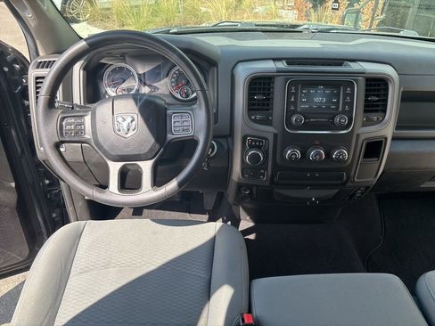 Used 2019 RAM 1500 Express w/ Express Value Package AWD/4WD image 36