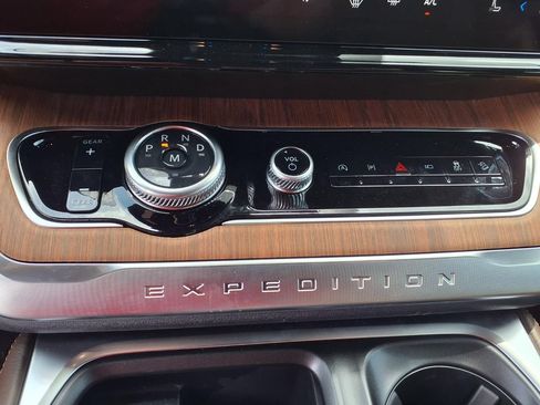 New 2026 Ford Expedition Max King Ranch AWD/4WD image 11