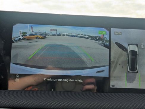 Used 2025 Nissan Kicks SR image 22