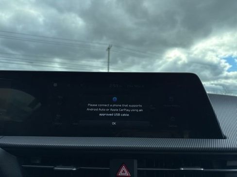 Used 2022 Kia EV6 GT-Line w/ GT-Line Suede Seat Package image 23