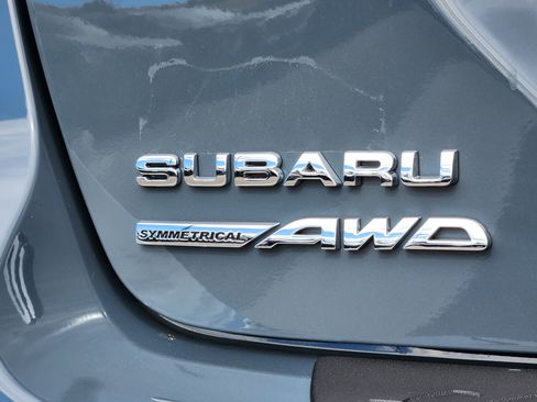 Used 2025 Subaru Crosstrek 2.0i Premium image 13