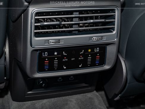 Used 2025 Audi Q8 Prestige image 20