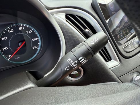 Used 2021 Chevrolet Malibu LS FWD image 27