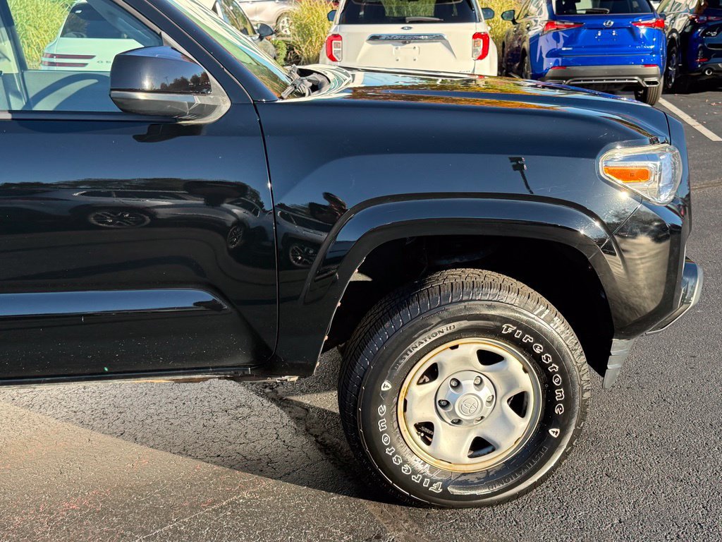 Used 2017 Toyota Tacoma SR w/ Tow Package AWD/4WD image 8