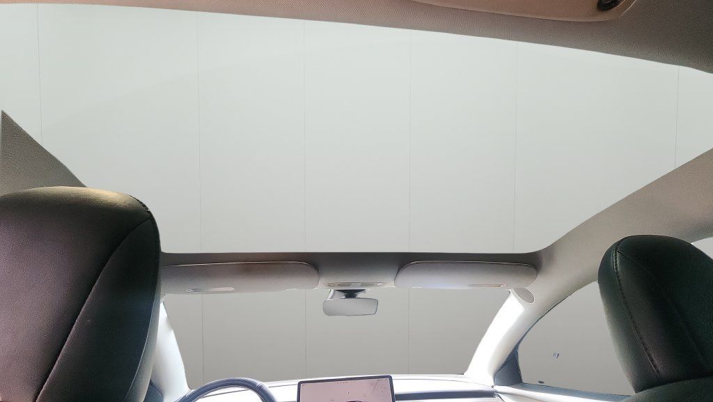 Used 2022 Tesla Model 3 RWD image 11