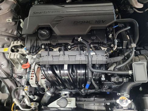 Used 2023 Hyundai Elantra Limited FWD image 30