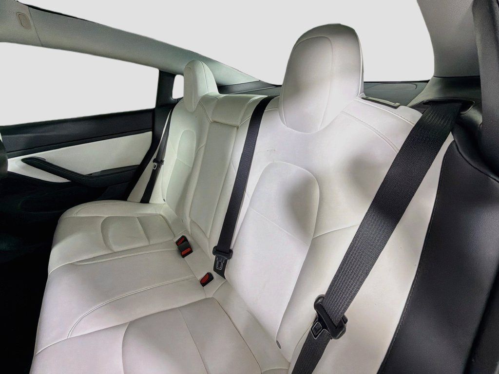 Used 2020 Tesla Model 3 RWD image 23
