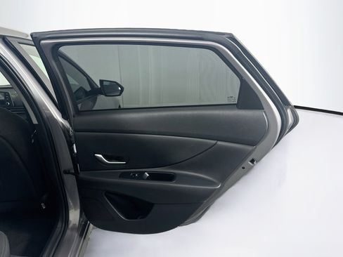 Used 2023 Hyundai Elantra SEL FWD image 28