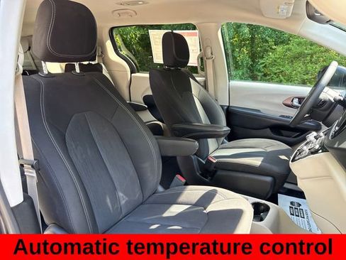Used 2023 Chrysler Voyager LX FWD image 26