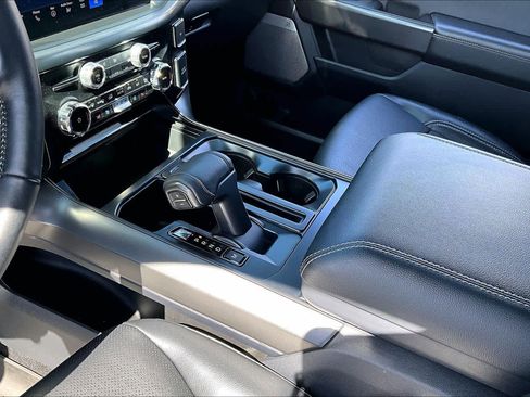 Used 2024 Ford F150 Lariat image 15