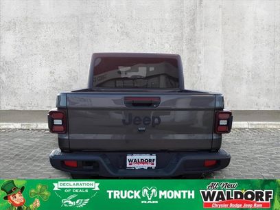 New 2025 Jeep Gladiator Sport