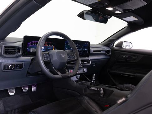 Used 2024 Ford Mustang Dark Horse RWD image 17
