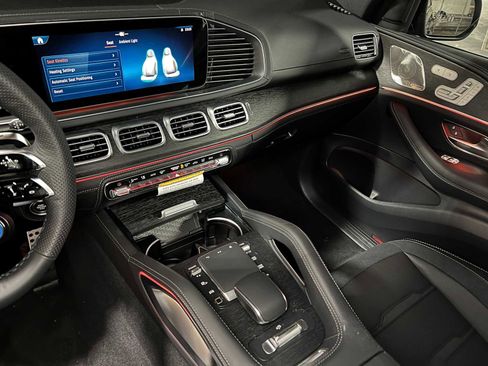 New 2026 Mercedes-Benz GLE 53 AMG 4MATIC image 32