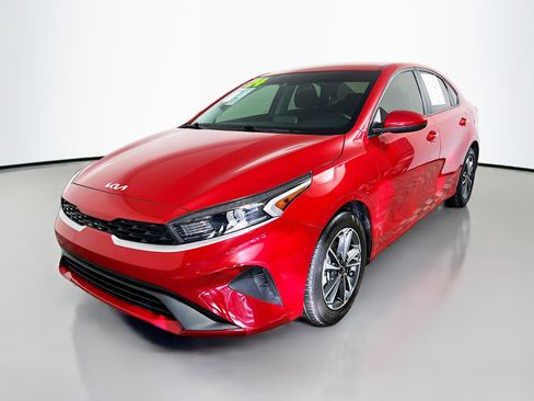 Used 2024 Kia Forte LXS image 10