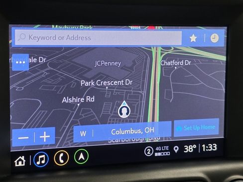 Used 2024 GMC Terrain Denali w/ Denali Premium Package image 4