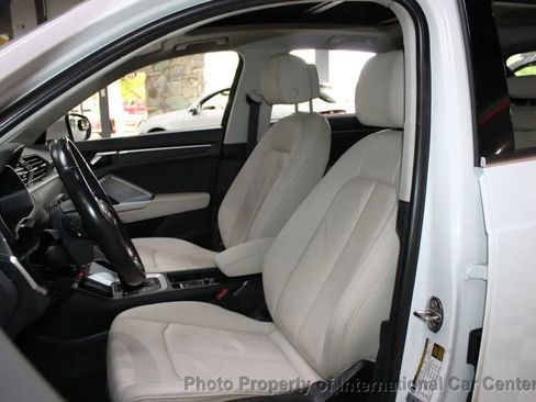 Used 2020 Audi Q3 2.0T Premium image 10
