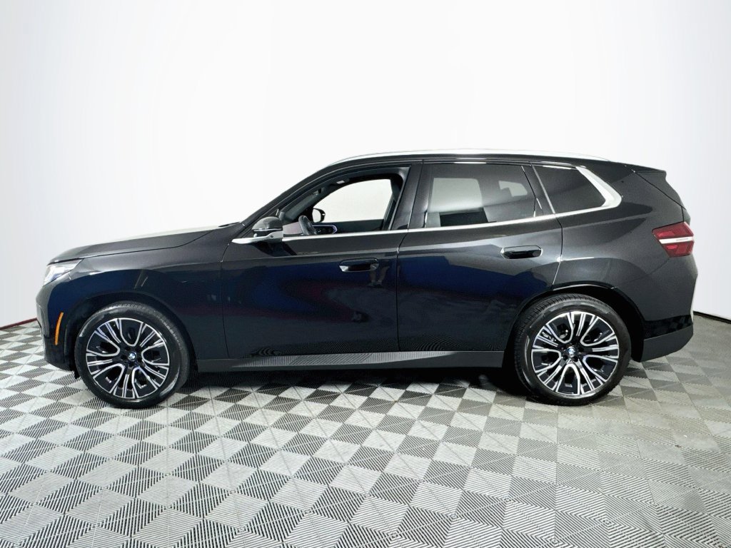 Used 2025 BMW X3 xDrive30i w/ Premium Package AWD/4WD image 4