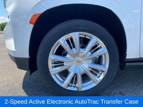 Certified 2024 Chevrolet Tahoe High Country w/ Premium Package AWD/4WD image 24