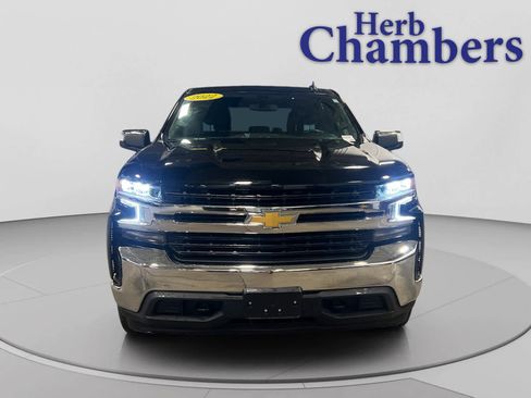 Used 2022 Chevrolet Silverado 1500 LT AWD/4WD image 2