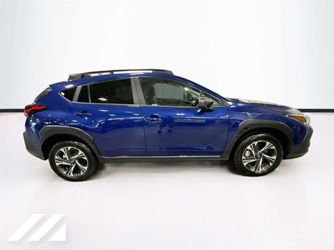 Used 2026 Subaru Crosstrek 2.5i Premium AWD/4WD image 4
