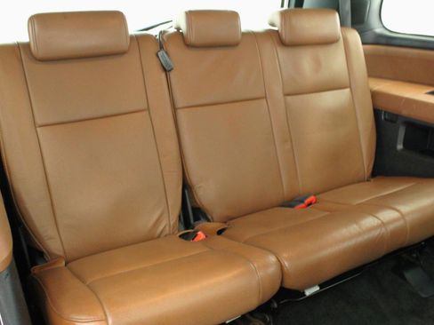 Used 2008 Toyota Sequoia Platinum image 43