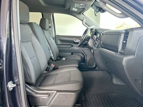 Used 2023 Chevrolet Silverado 1500 LT image 31