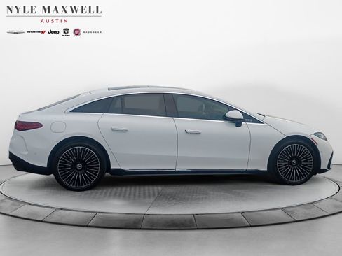 Used 2022 Mercedes-Benz EQS 450+ Sedan image 17