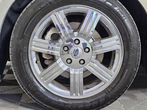 Used 2009 Ford Taurus Limited FWD image 24