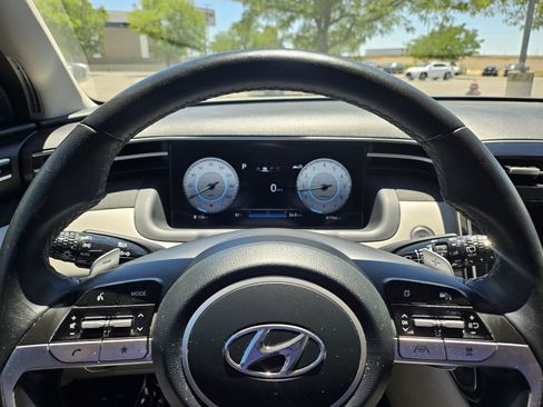 Used 2023 Hyundai Tucson Limited AWD/4WD image 11