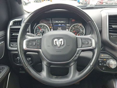 Used 2022 RAM 1500 Laramie AWD/4WD image 45