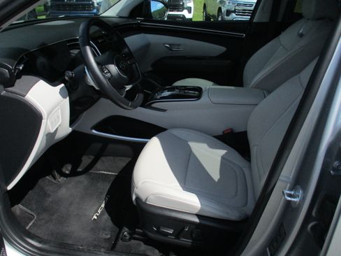 Used 2023 Hyundai Tucson Limited AWD/4WD image 12