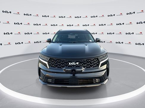 Used 2023 Kia Sorento SX FWD image 3