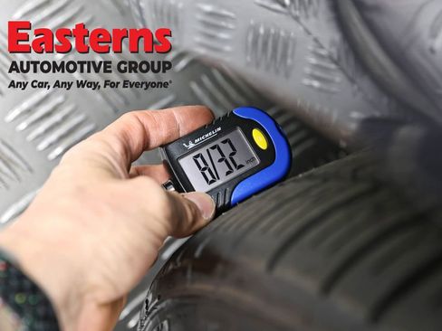 Used 2018 Tesla Model 3 Long Range image 25