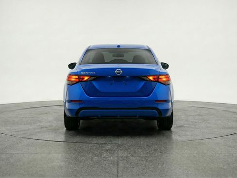 Used 2025 Nissan Sentra SV FWD image 7