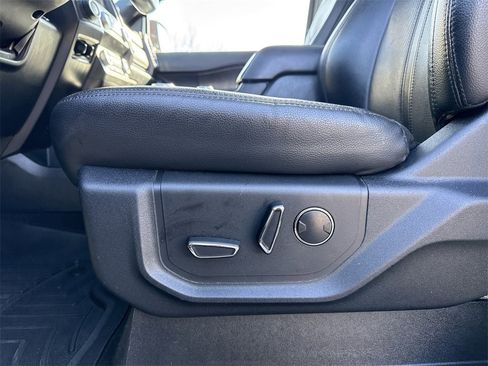 Used 2021 Ford Expedition Max Limited image 31