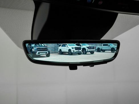 Used 2026 GMC Yukon AT4 Ultimate AWD/4WD image 28