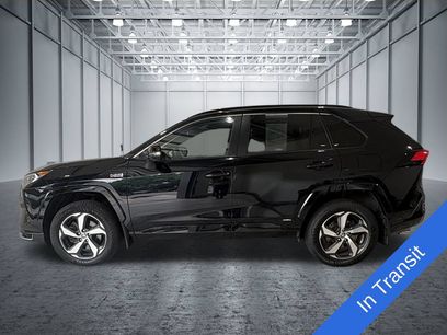 Used 2021 Toyota RAV4 SE w/ Weather & Moonroof Package