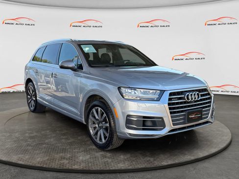 Used 2017 Audi Q7 3.0T Premium Plus w/ Premium Plus Package AWD/4WD image 5
